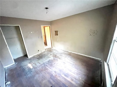 2885 Laguna Dr, Decatur, GA 30032 - photo 4