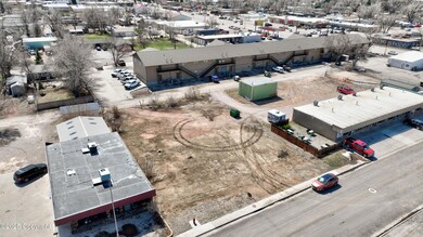 813 E Third St-5