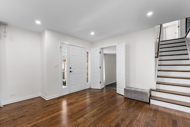 700 Fairfield Ln, Algonquin, IL 60102 - photo 2