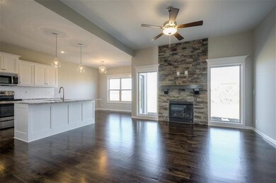 21608 Hale St, Spring Hill, KS 66083 - photo 7