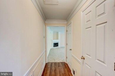 46872 Clarion Terrace unit 302, Sterling, VA 20164 - photo 3