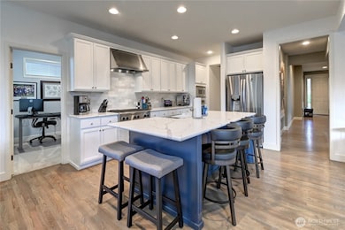 6617 Swordfern Ave SE, Snoqualmie, WA 98065 - photo 2