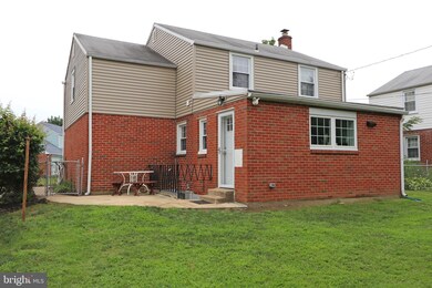 523 Ridley Cir, Morton, PA 19070 - photo 3