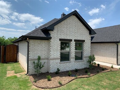 318 Pleasant View Dr, Weatherford, TX 76086 - photo 4