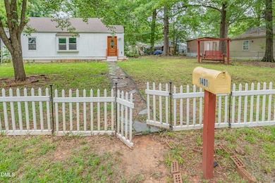 1401 Robinhood Rd, Durham, NC 27701 - photo 3