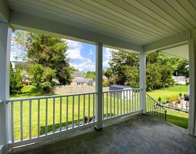 713 Sunset Ave, Johnstown, PA 15905 - photo 3