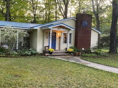 9093 Park Rd, Naubinway, MI 49762 - photo 2