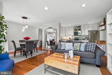 Claridge House unit 1011-N, Washington, DC 20037 - photo 2