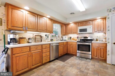 1304 Woodland Pkwy, Waynesboro, PA 17268 - photo 7