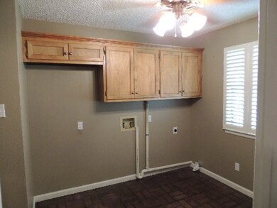 6468 N Cypress Ave, Odessa, TX 79764 - photo 6