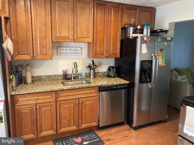 2356 Anvil Ln, Temple Hills, MD 20748 - photo 2