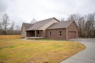 230 Stillwell Dr, Mount Washington, KY 40047 - photo 2
