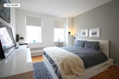 225 8th Ave unit 5E, New York, NY 10011 - photo 6