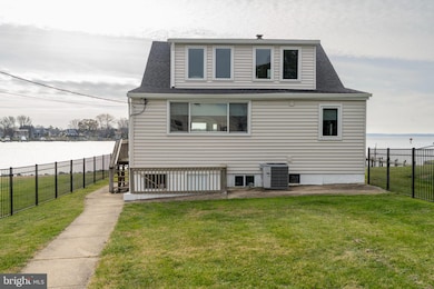 7609 Iroquois Ave, Sparrows Point, MD 21219 - photo 2