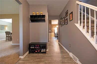 23713 Sawmill Bend, Olmsted Falls, OH 44138 - photo 2