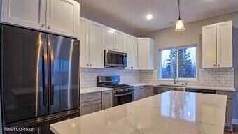 10260 W Glacier Peak Dr, Wasilla, AK 99654 - photo 4