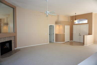 7 Living room 3