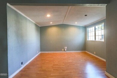 Den/Expanded Living Rm