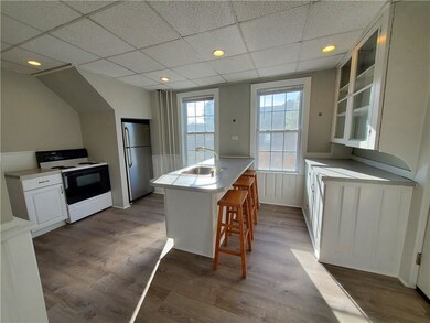42 Weaver Ave, Newport, RI 02840 - photo 5