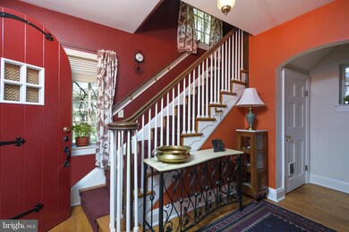 703 Nottingham Rd, Baltimore, MD 21229 - photo 2