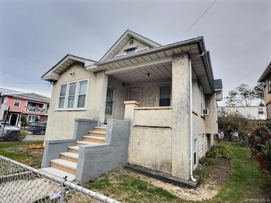 2718 Collier Ave, Far Rockaway, NY 11691 - photo 2