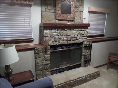 12534 W 77th St, Shawnee, KS 66216 - photo 4