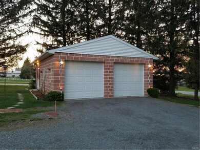 4875 Buckeye Rd, Emmaus, PA 18049 - photo 6