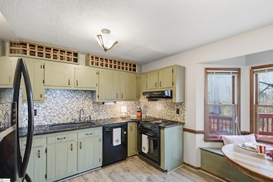 132 Deer Creek Ct, Easley, SC 29642 - photo 7