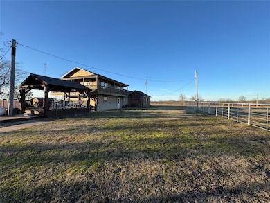 1932 E 2050 Rd, Hugo, OK 74743 - photo 2