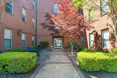 600 S Main St unit 303, Memphis, TN 38103 - photo 2