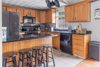 31 Casey Ln, Coventry, RI 02816 - photo 4