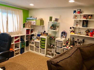 2732 Glenbriar St, Columbus, OH 43232 - photo 7