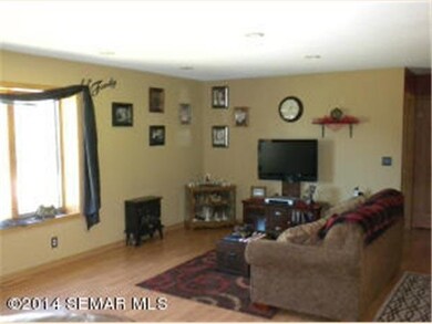 247 E Lake Blvd, Winona, MN 55987 - photo 2