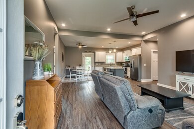 103 Shasta Ln, Shelbyville, TN 37160 - photo 7