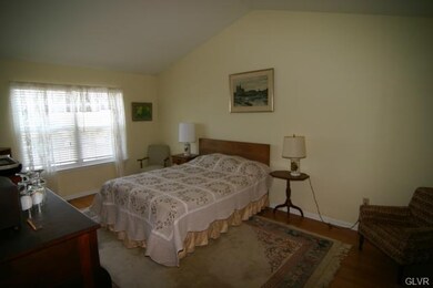 unlisted-address, Easton, PA 18040 - photo 7