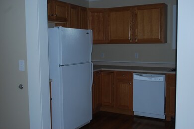 1960 Lakeview Ave, Dracut, MA 01826 - photo 7