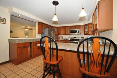 58 Tanager Rd, Goffstown, NH 03045 - photo 5