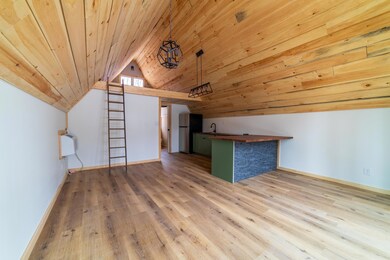 DSC05558-HDR.jpg