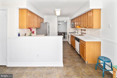 82 Beacon Place, Trenton, NJ 08691 - photo 7