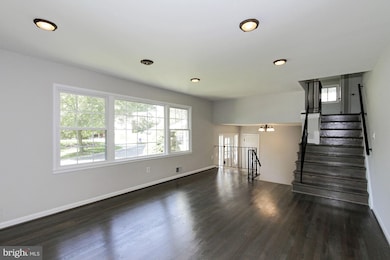 5305 Manorfield Rd, Rockville, MD 20853 - photo 6