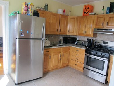 6 Bryant St unit B, Everett, MA 02149 - photo 2
