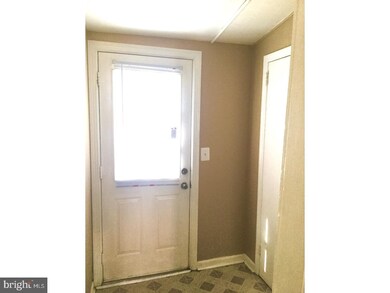 16 Golf Rd, Upper Darby, PA 19082 - photo 7