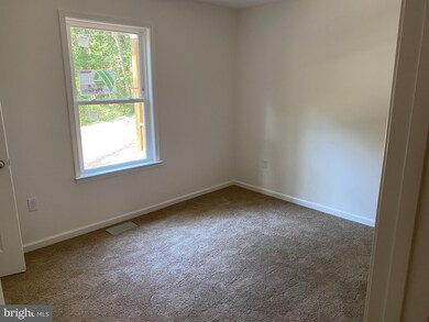 81 White Cedar Ln, Harpers Ferry, WV 25425 - photo 7