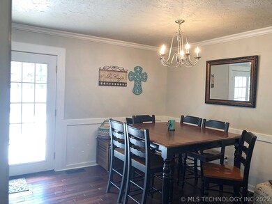 710 Kelly St, Tahlequah, OK 74464 - photo 4