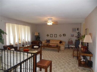 32 Tourtellot Hill Rd, Chepachet, RI 02814 - photo 3