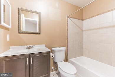 9833 Garden Ranges, Laurel, MD 20723 - photo 4