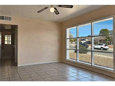 1137 Belen Rd, El Paso, TX 79915 - photo 4
