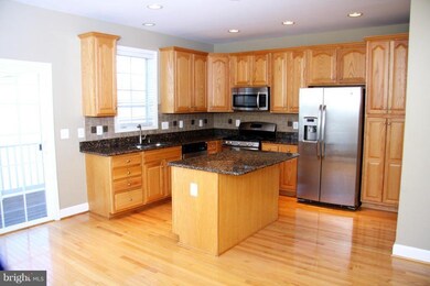 14701 Potomac Branch Dr unit 1, Woodbridge, VA 22191 - photo 4