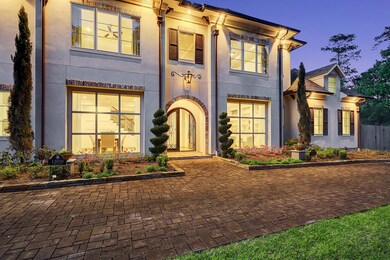 12010 Surrey Ln, Houston, TX 77024 - photo 3