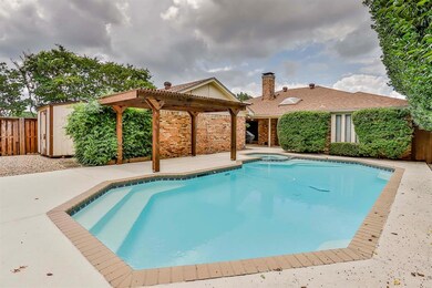 3208 Shady Brook Dr, Bedford, TX 76021 - photo 3